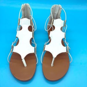 NEW APT9 White Gladiator Sandals 7.5
